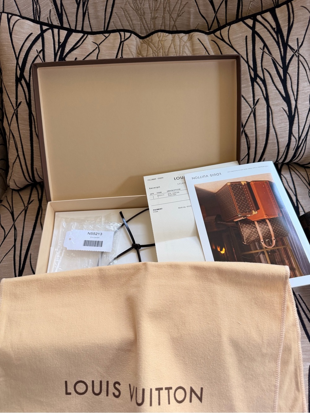 Louis Vuitton Eva Damier Ebene Brown Crossbody Chain Clutch Bag -original owner - Picture 12 of 12